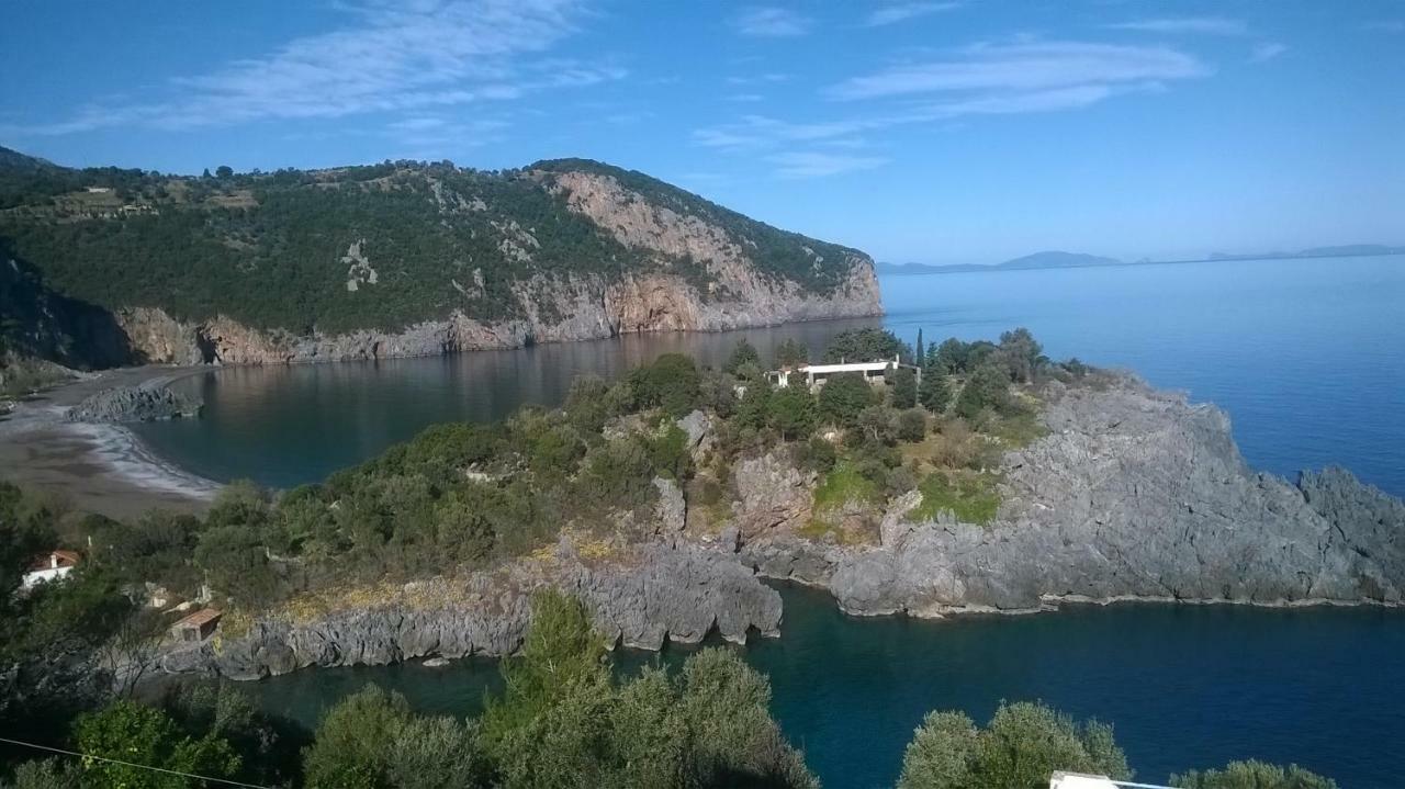Апартаменты Kalogirou Stone House Лимнионас Экстерьер фото