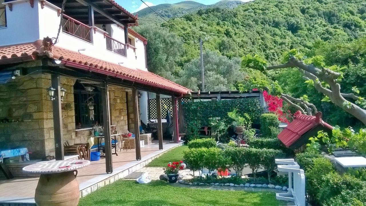 Апартаменты Kalogirou Stone House Лимнионас Экстерьер фото