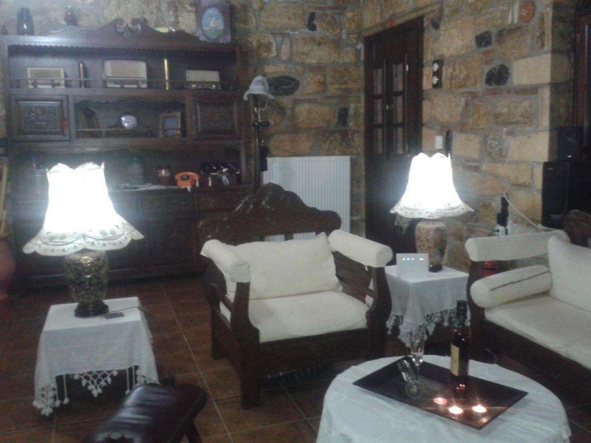 Апартаменты Kalogirou Stone House Лимнионас Экстерьер фото