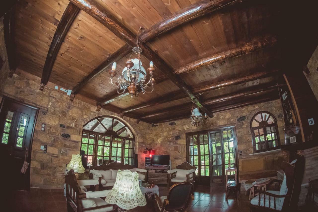 Апартаменты Kalogirou Stone House Лимнионас Экстерьер фото